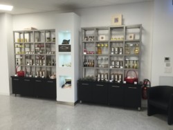 Aménagement d'un présentoir de magasin